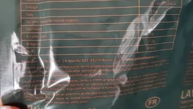 Zadní strana balení chleba lavash s výživovými hodnotami v češtině.