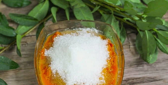 Skvělý recept na rakytník s cukrem bez vaření.